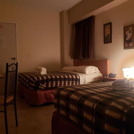 Hotel La Pequena بلنسية المظهر الخارجي الصورة