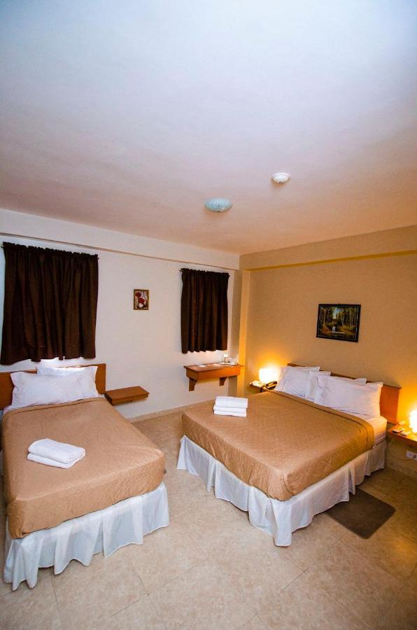 Hotel La Pequena بلنسية المظهر الخارجي الصورة